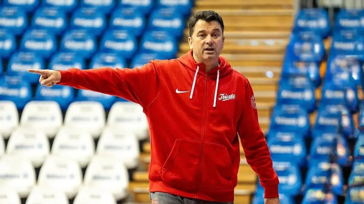 Trieste, Gonzalez: "Solidi contro la grandissima intensità di Bologna"