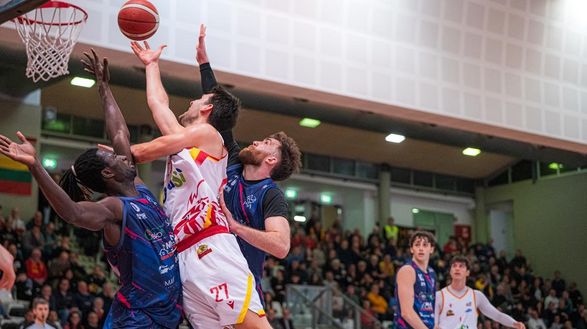 Serie B - Equilibrio per 40 minuti al PalaCosta, Casoria si aggiudica la vittoria 