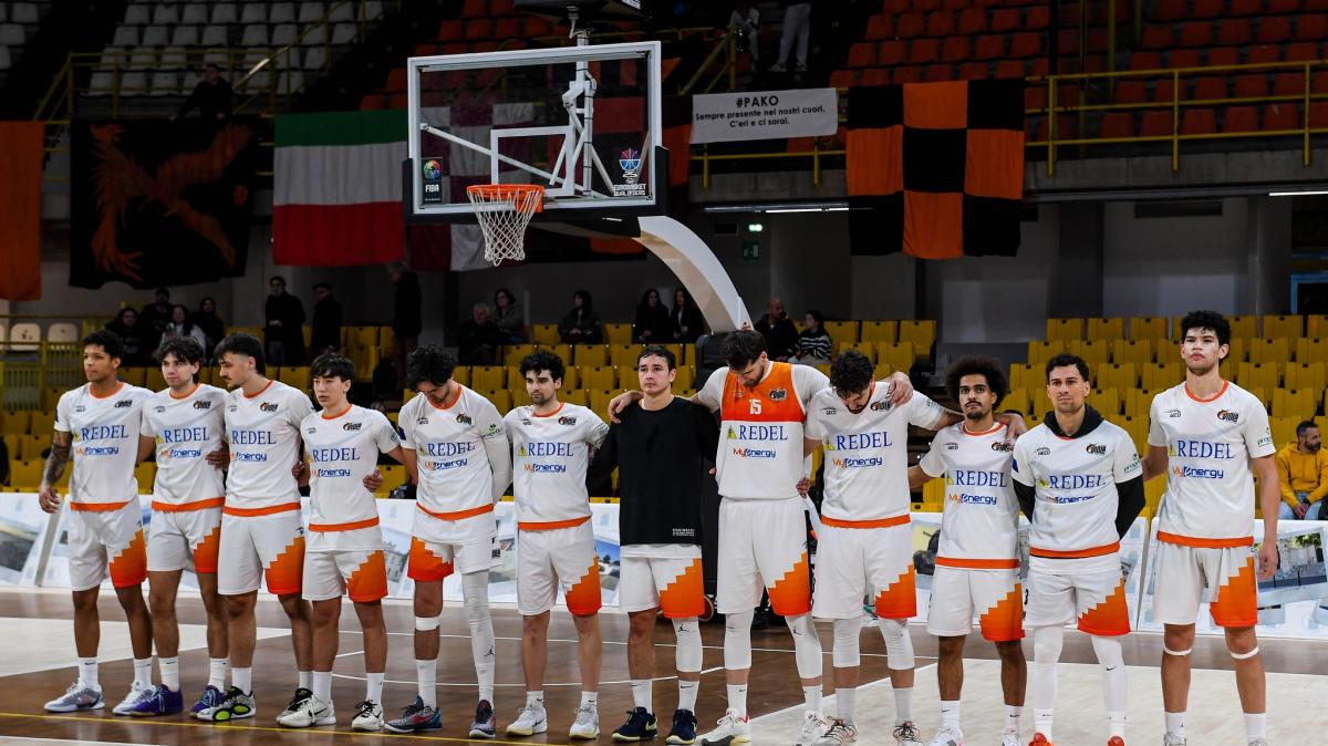 Serie B - Disco rosso per le Redel Viola nel derby con lo School Messina