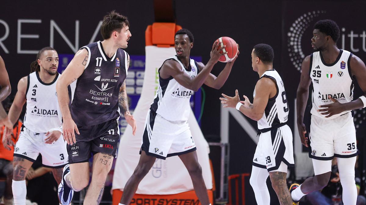 A Tortona una intensa battaglia tra il Derthona e la Virtus: gli highlights