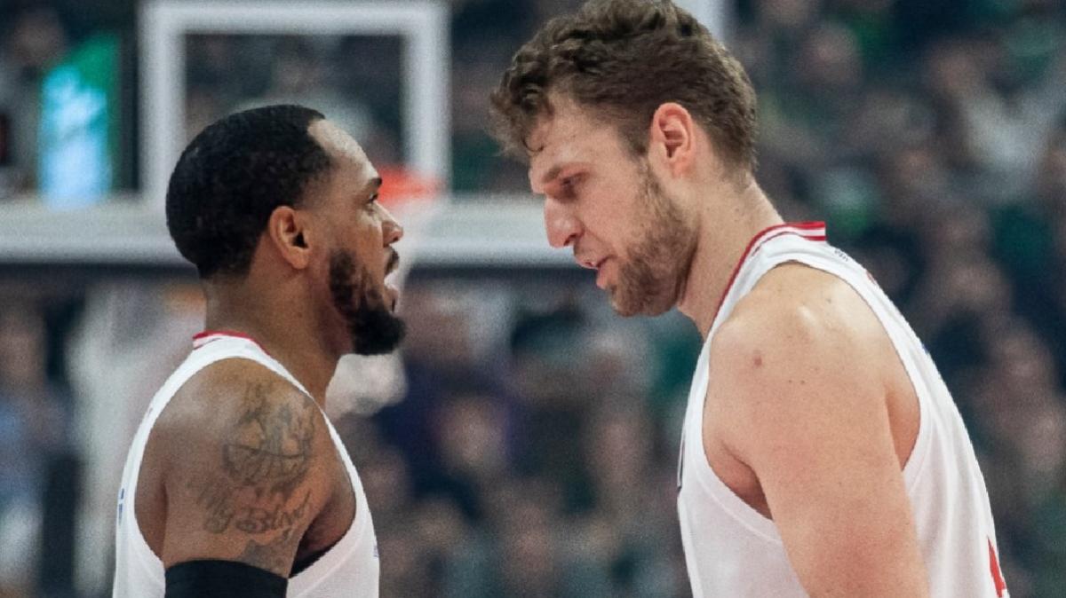 Panathinaikos confuso, un Olympiacos lucido vince al Telekom Center