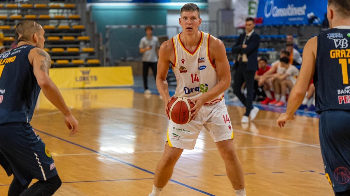 Serie B - L’OraSì Ravenna sconfitta al PalaMegaBox del Loreto Pesaro
