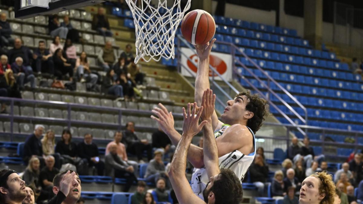 Serie B - Faenza batte Chiusi e chiude matematicamente all'ottavo posto 