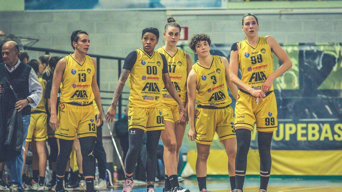 A1 F - Sabato a Cagliari per il Fila c'è subito l'esame Schio