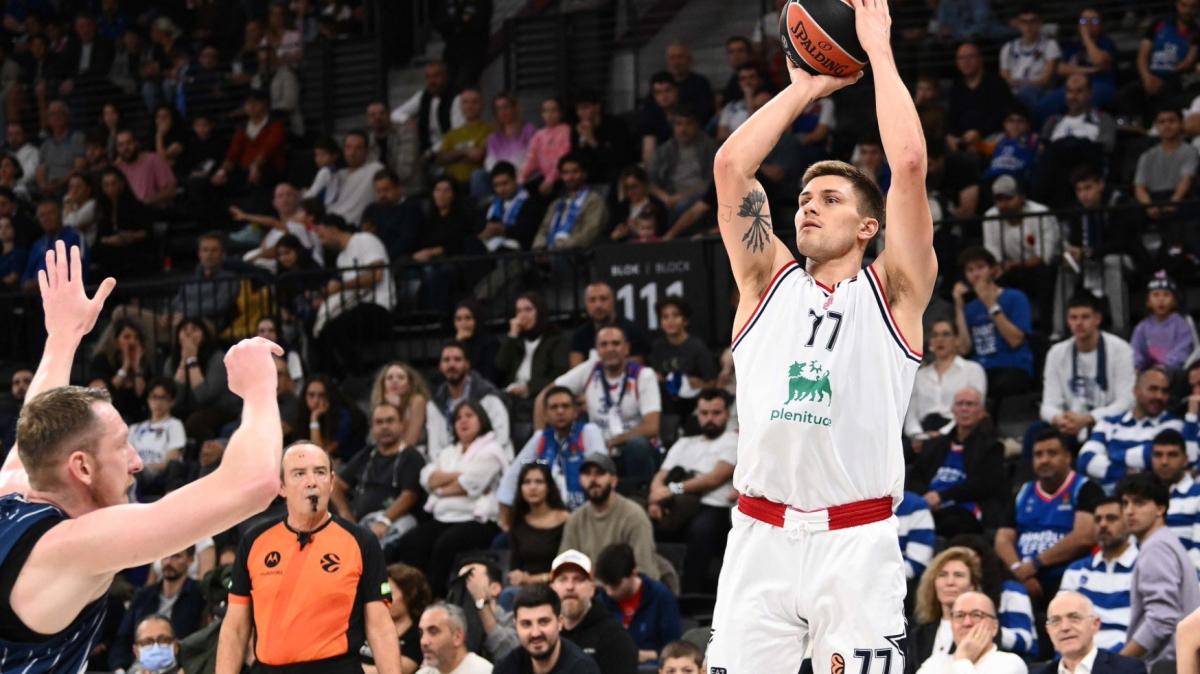LIVE | Anadolu Efes vs Olimpia Milano: diretta (36-33 all'intervallo)