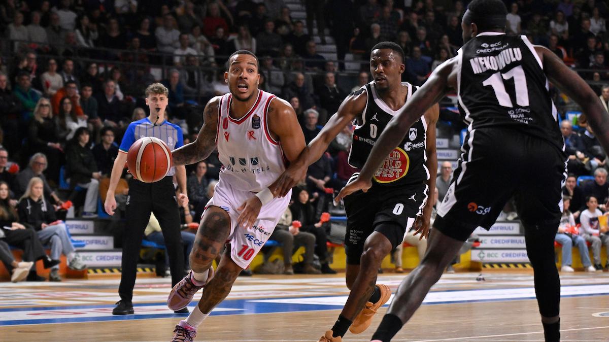 Reggio Emilia soffre fino in fondo ma porta via i due punti al Carnera di Udine