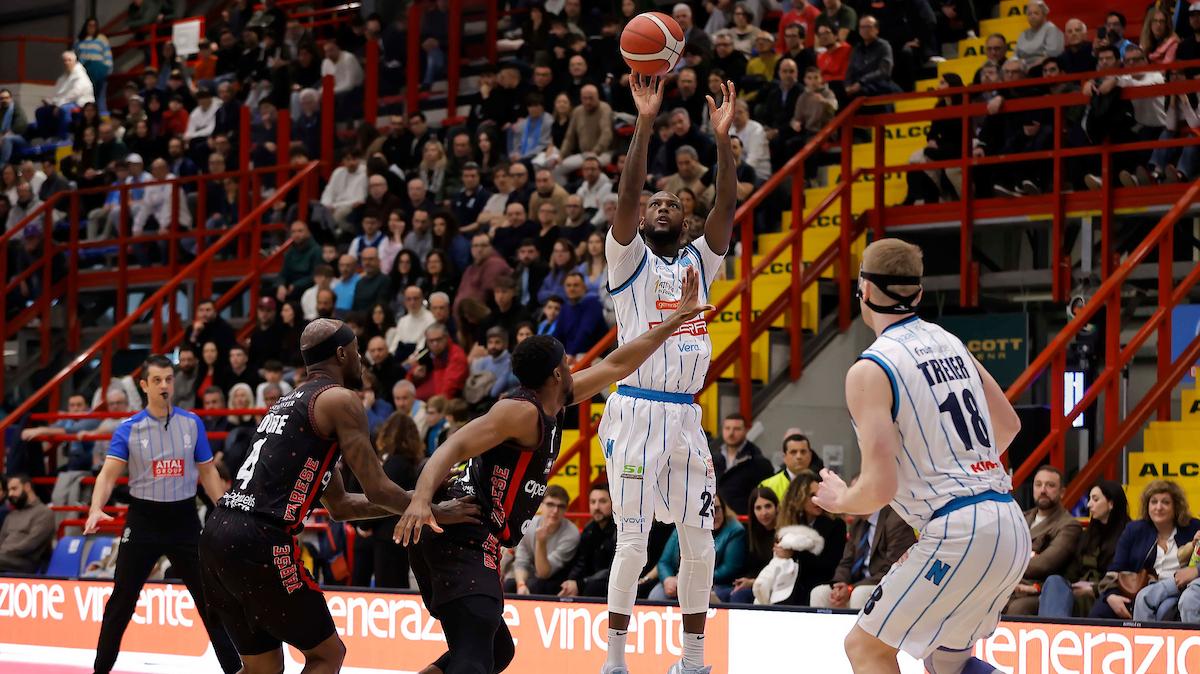 La Guerri Napoli straripa su Varese alla Alcott Arena: gli highlights