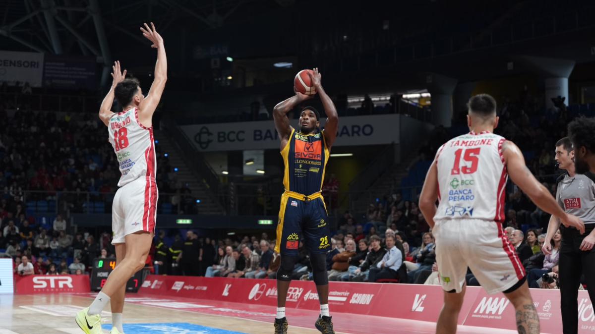 A2 - Scafati cade a Pesaro, Vitucci: «C'è voglia di virare nella direzione giusta»