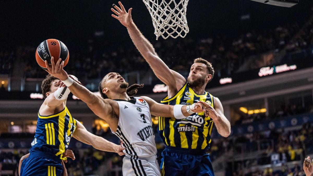 Intervallo: Virtus Bologna avanti sul Fenerbahce, tabellini e pagelle