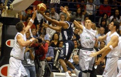 Il distinguo sulle radiazioni di Virtus e Fortitudo Bologna