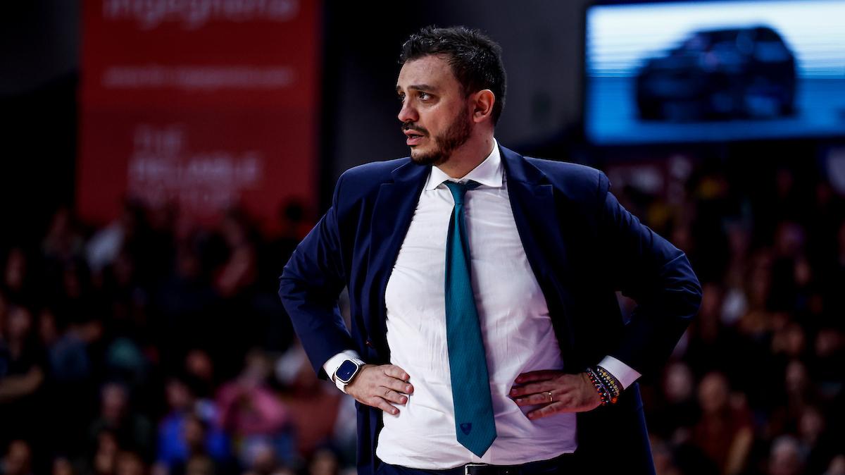 La Dinamo Sassari verso una ripartenza con Nicola Brienza
