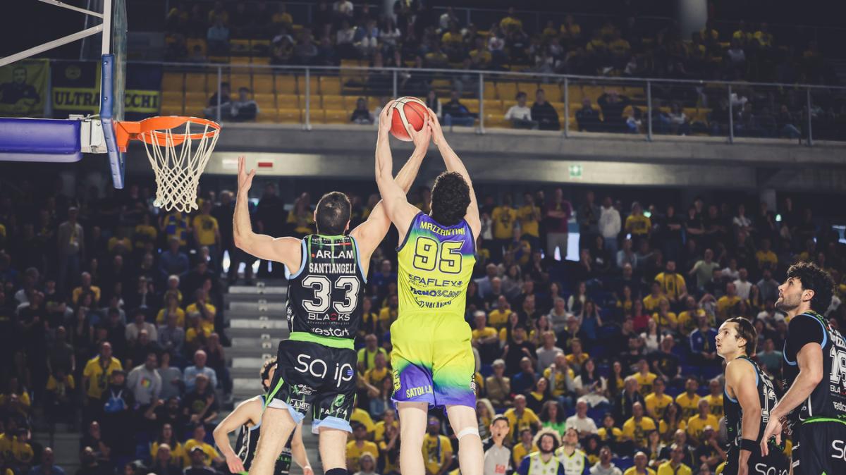 Serie B Playoff | Vigevano vs Faenza, diretta 4Q 65-61 2' 