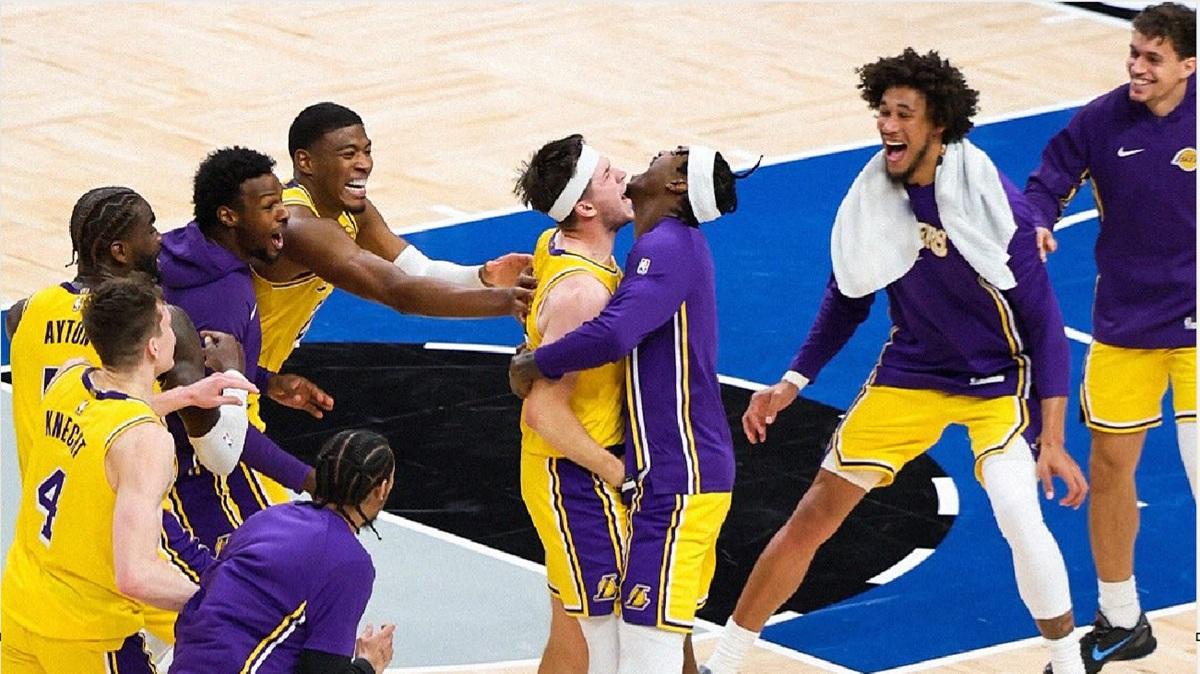 Austin Reaves regala ai Lakers la vittoria al buzzer contro i Timberwolves