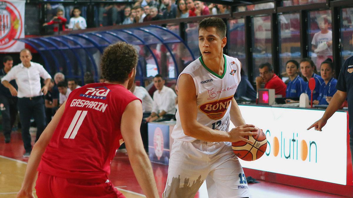 Riccardo Cortese annuncia il ritiro dal basket giocato