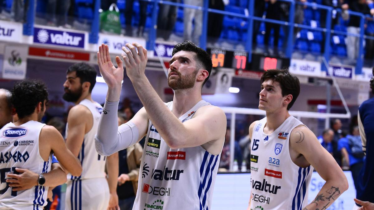 Fortitudo Bologna, stretta su Radonjic: vicino il lungo in uscita da Brindisi