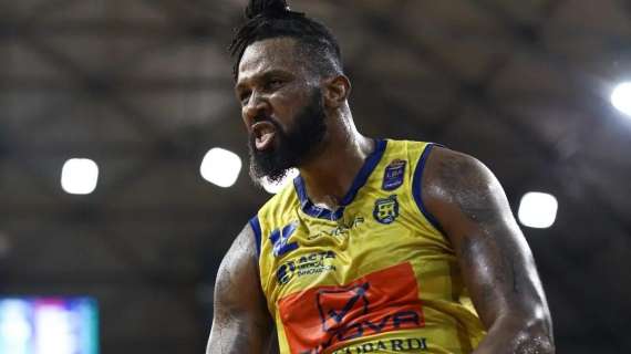 LBA - A Pesaro per Kruize Pinkins e Scafati ci sono nuovi record