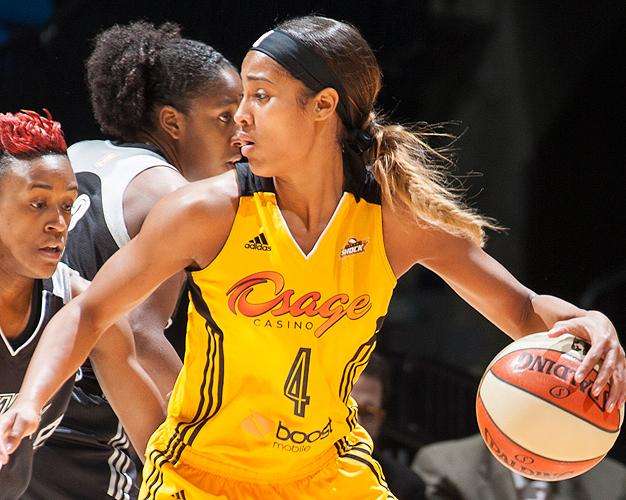 Skylar Diggins Shocks the Lynx with 26 Points! 