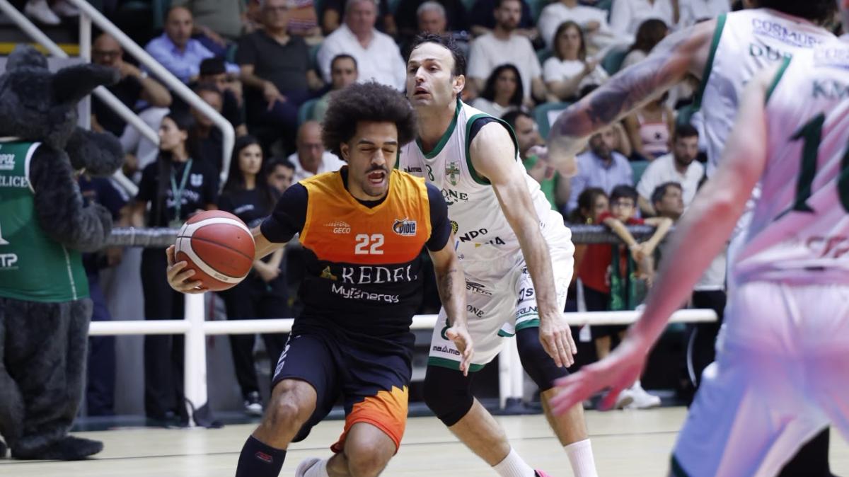 B Int - Impresa Redel Viola: vittoria ad Avellino per la bella a Reggio Calabria