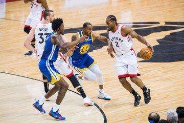 NBA Playoff - I Raptors fanno volare il Canada fermando i Warriors