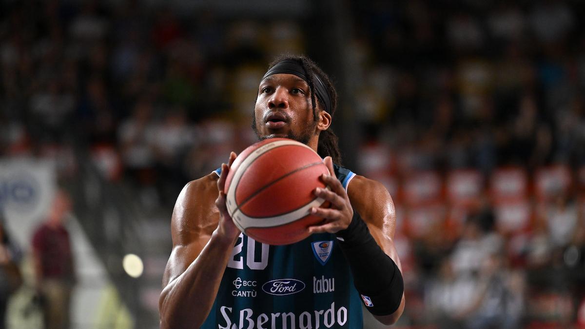 Cantù salva, Xavier Sneed chiuderà la stagione in Israele 