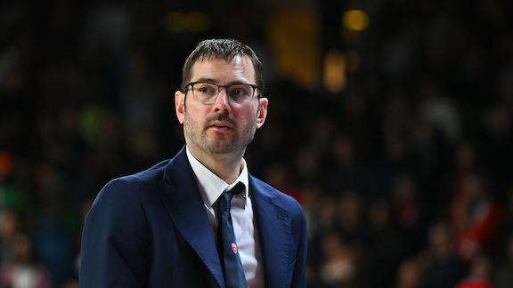 MERCATO LBA - Varese: la squadra saluta i tifosi, ma manca Tom Bialaszewski