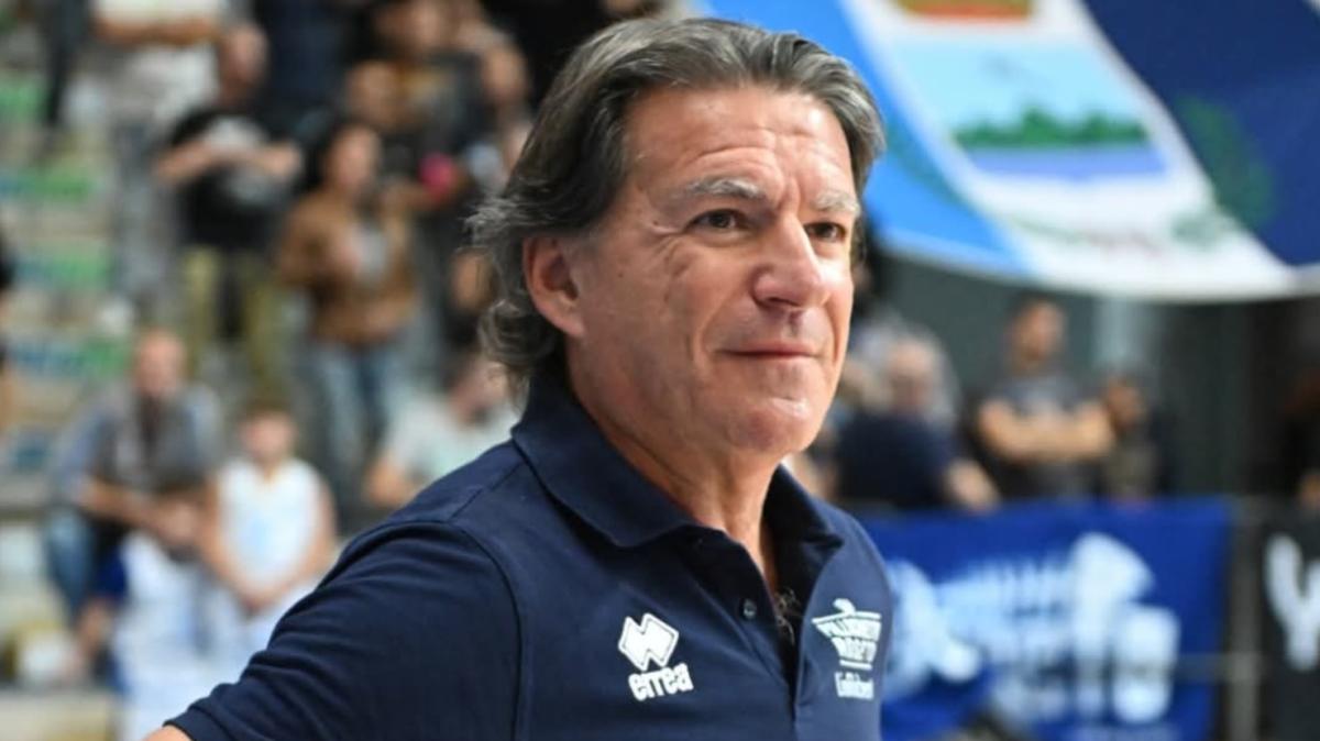 MERCATO A2 - Salta la seconda panchina: Roseto esonera Alex Finelli