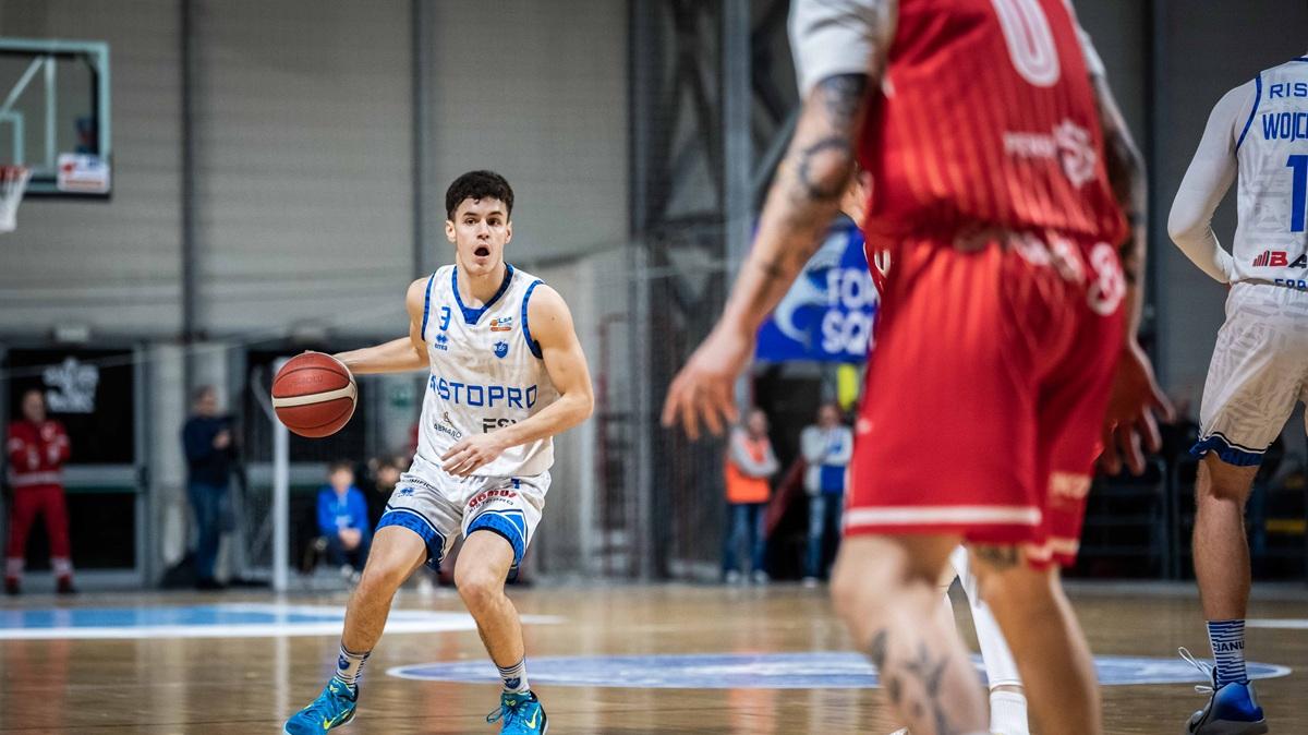 Serie B - A Fabriano senza fortuna la prima di coach Rossi, vince l'Andrea Costa