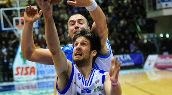 La Dinamo innesta la quarta. Battuta Cremona 91-76