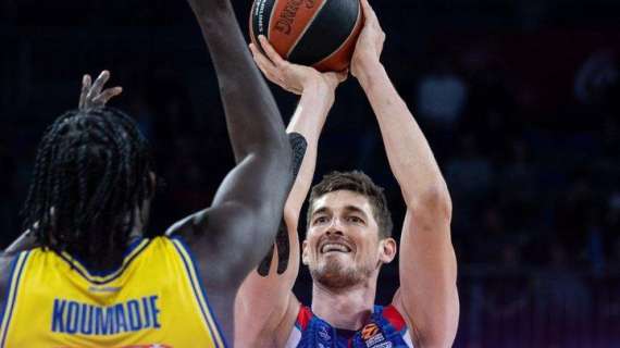 EuroLeague - Tyrique Jones salva la pelle all'Efes contro l'Alba Berlino