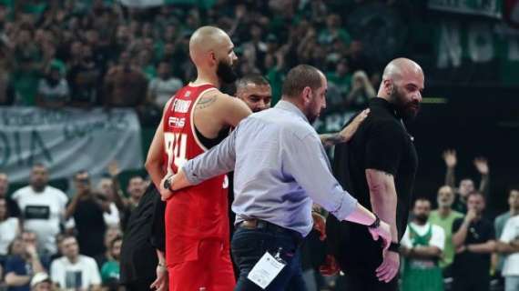 Caos in Grecia (ancora), cosa è successo nella G3 tra Panathinaikos e Olympiacos