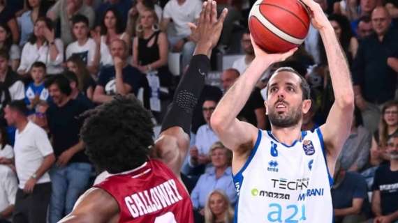 Brescia, Della Valle all'intervallo: «Dobbiamo vincerla con la difesa»