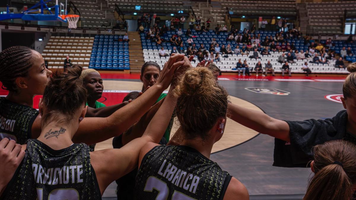 A2 F - La Passalacqua allunga nel finale e espugna il campo di Trieste