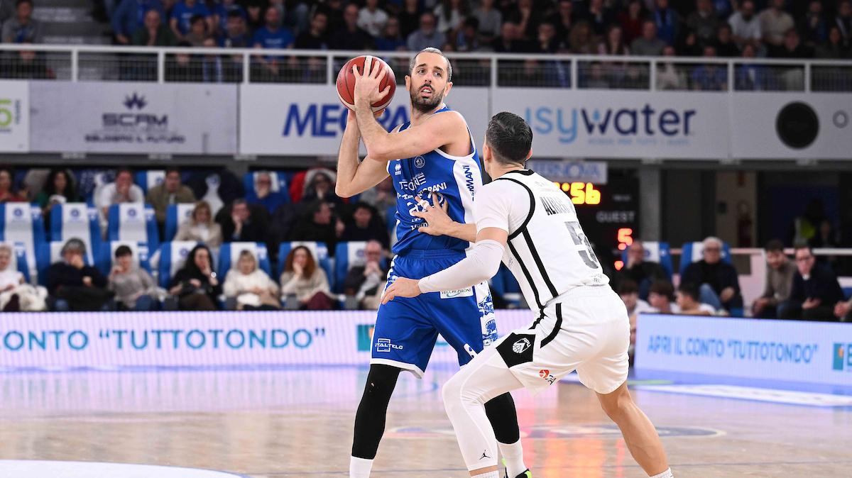 Clamoroso Della Valle: bomba della vittoria, Brescia supera Udine