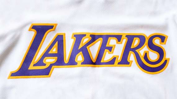 NBA - Lakers, 26 anni fa la firma di Shaquille O'Neal