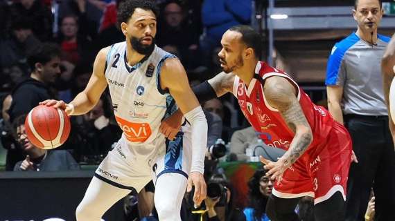 Video LBA F8 - Un superlativo Tyler Ennis trascina Napoli alla vittoria