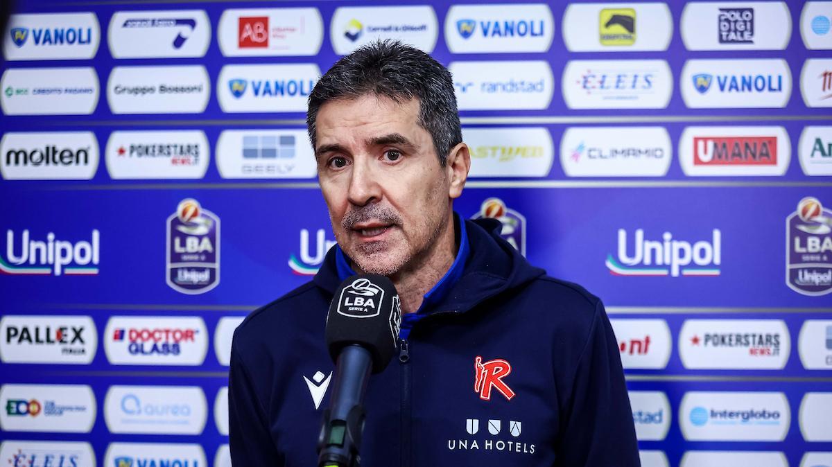 Nella crisi di Reggio Emilia: il peggior attacco e una difesa che non basta 