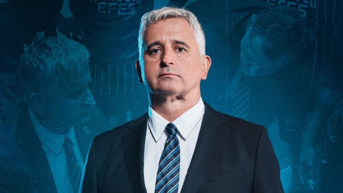 UFFICIALE EL - L'Efes esonera Kokoskov, salta un'altra panchina in EuroLeague 