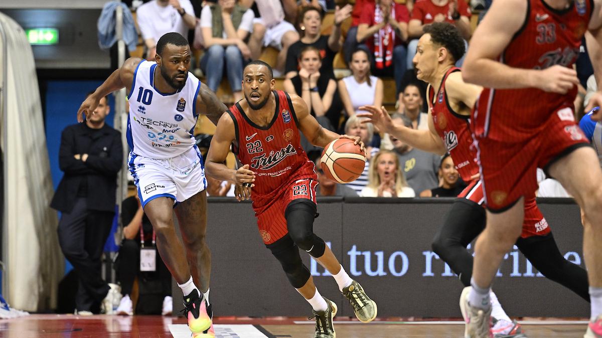 Si va a Gara 5! Trieste batte la Germani, la serie torna a Brescia