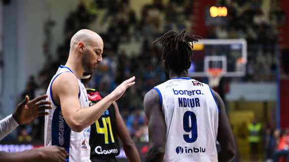 LIVE LBA - Germani Brescia tutto sotto controllo con la volenterosa Cremona