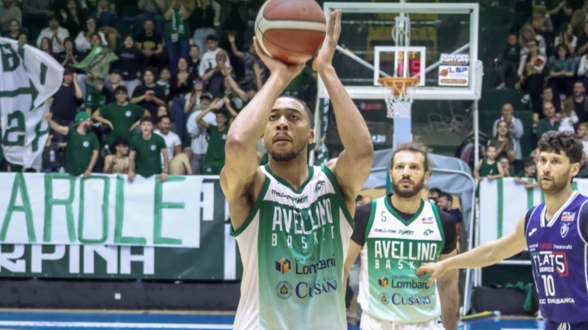 Avellino Basket, multa di 417 euro dopo Gara 3 contro la Fortitudo