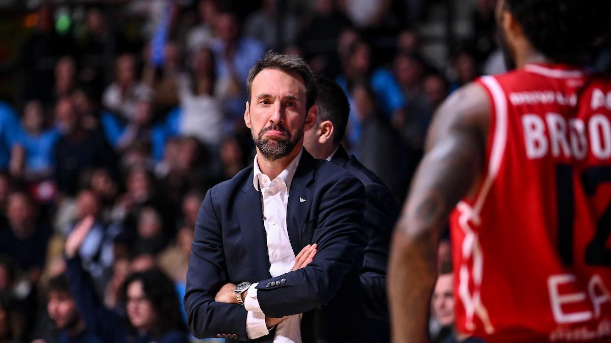 Olimpia Milano, l'infermeria verso Dubai. Poeta: «Sono in un momento di forma»