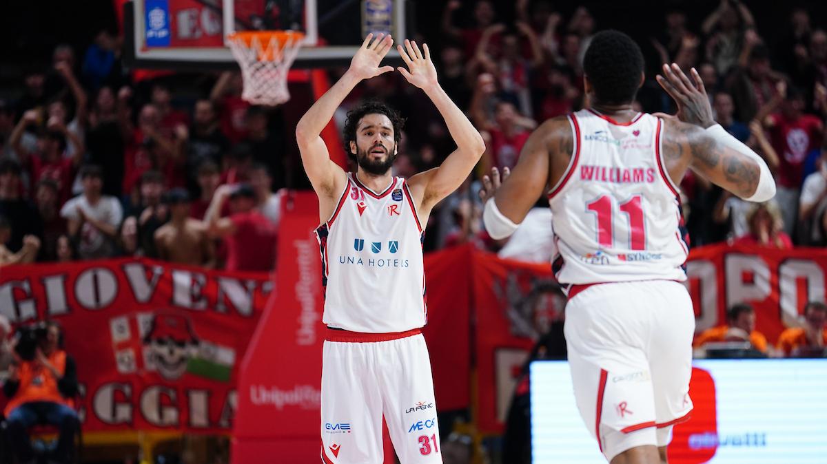 Reggio Emilia si rialza al PalaBigi e stende la Dinamo Sassari