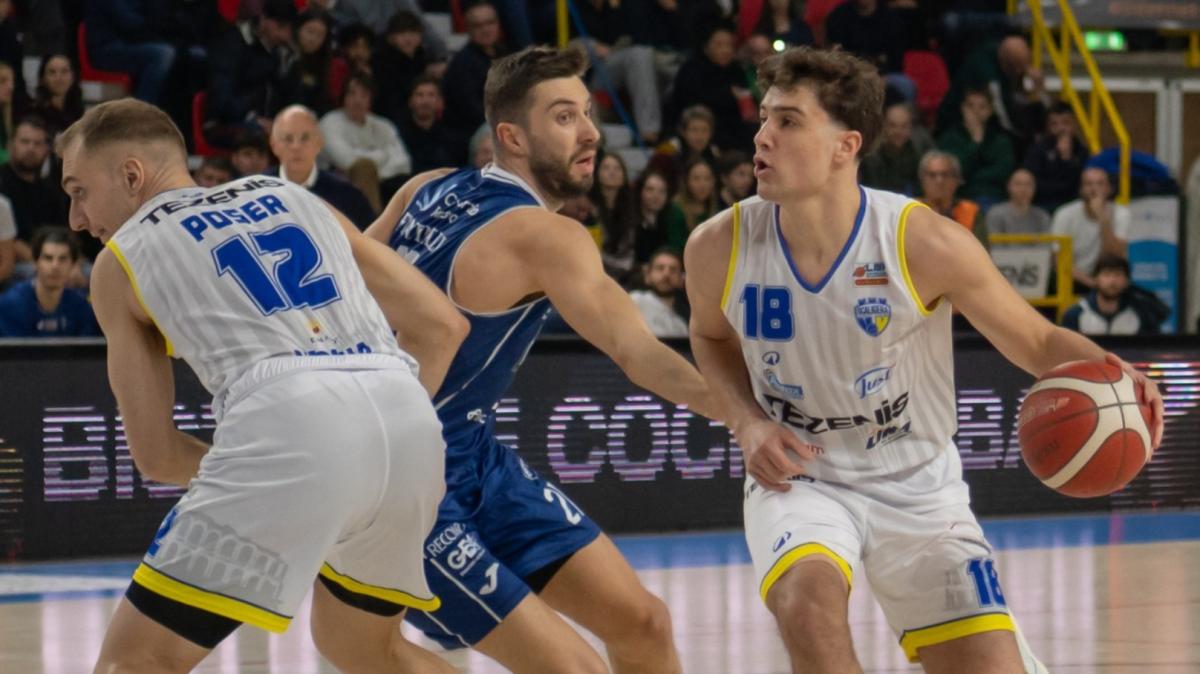 A2 - Verona alla sfida Bergamo, l'ex Ramagli prova lo scherzo