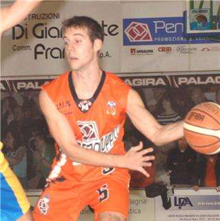 Stevan Stojkov, 20 anni, playmeker arancionero