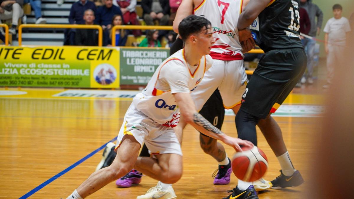 Serie B - All'OraSì non basta mettere tutto in campo: nell’ultimo quarto vince San Severo