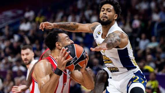 LIVE EL - Il tiro di Sanli fuori tempo limite: Olympiacos terzo, sconfitta Fenerbahce