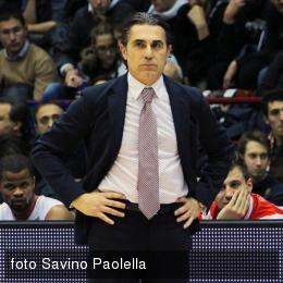 Coach Scariolo su EA7 Emporio Armani-Angelico
