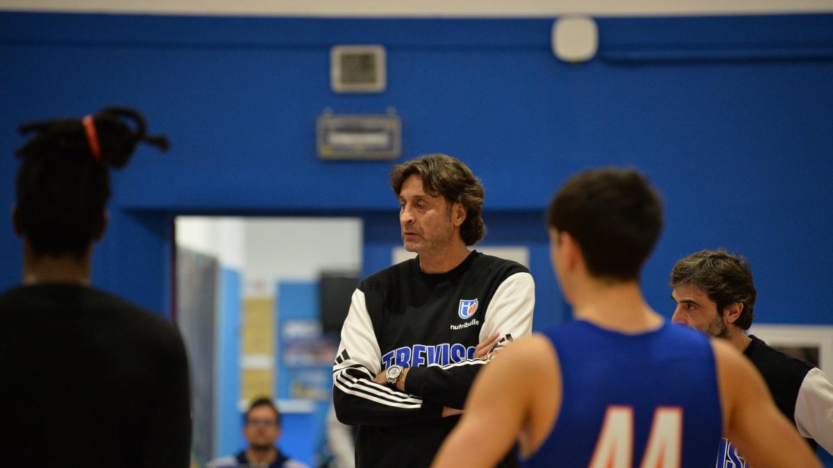 Treviso, Marcelo Nicola: "Dobbiamo essere pronti fin dalla palla a due"
