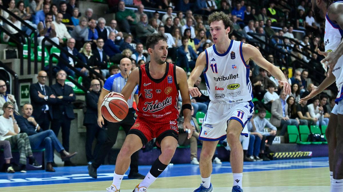 Highlights LBA | Le più belle immagini del derby del Triveneto Treviso-Trieste