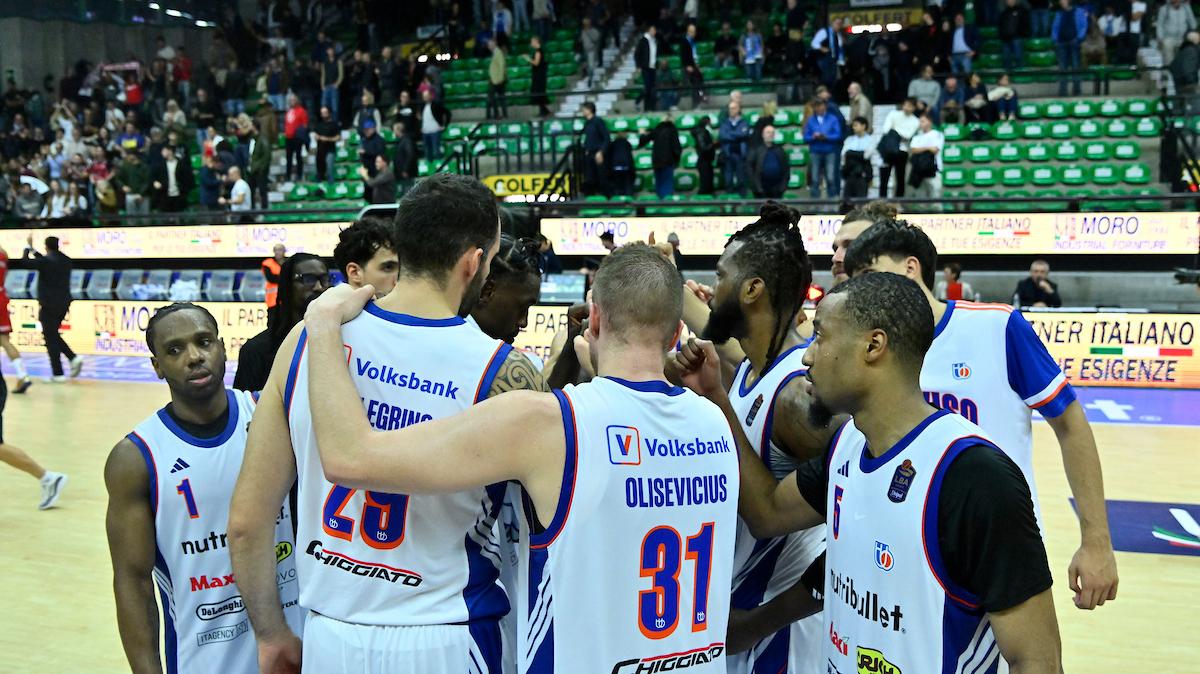 Polemica arbitri, La Tribuna durissima: «Infimo livello della classe arbitrale...»